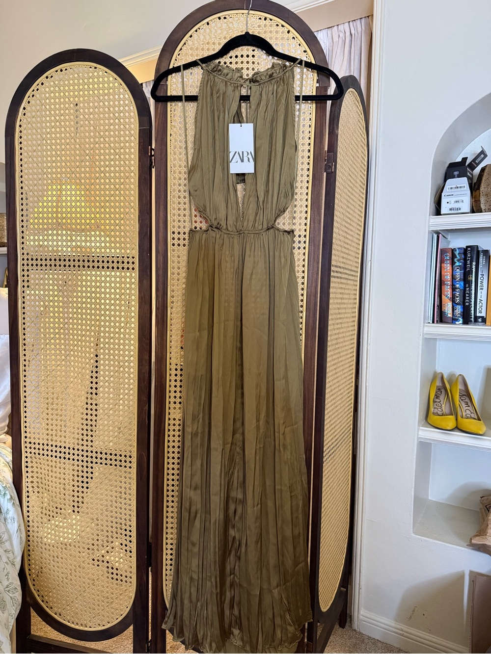 Zara Olive Green Sleeveless Pleated Maxi Dress